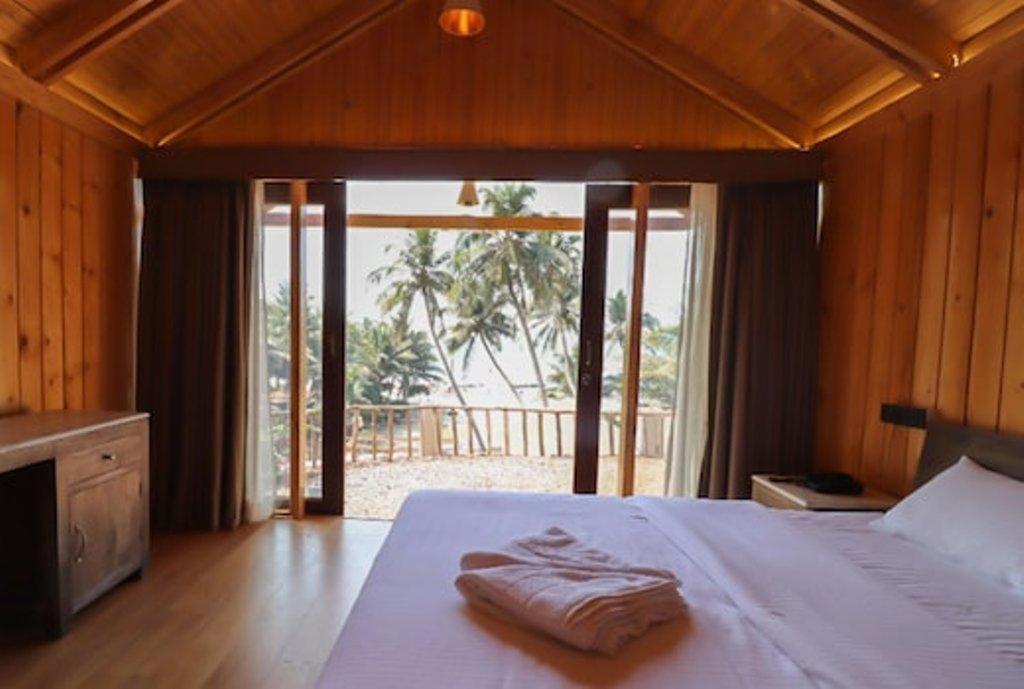 Flamingo Beach Resort GOA Bagian luar foto